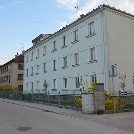 Apartmanovy Byt Třeboň Exterior foto